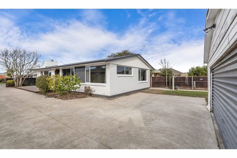 Photo of property in 109 Effingham Street, North New Brighton, Christchurch, 8083