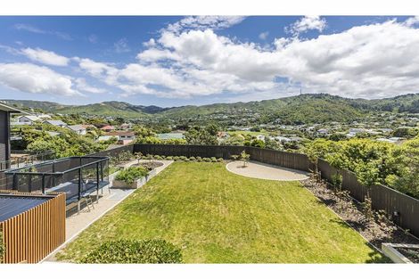 Photo of property in 26 Waru Street, Khandallah, Wellington, 6035