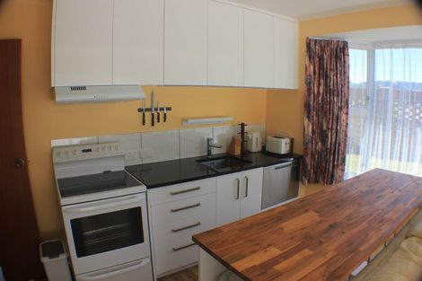 Photo of property in 29 Cypress Drive, Maungaraki, Lower Hutt, 5010