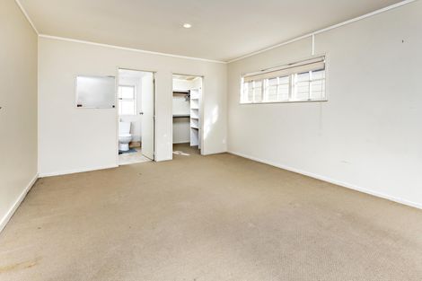 Photo of property in 1 Sunnypark Avenue, Rosehill, Papakura, 2113