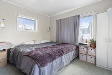 Photo of property in 83 Settlement Road, Papakura, 2110