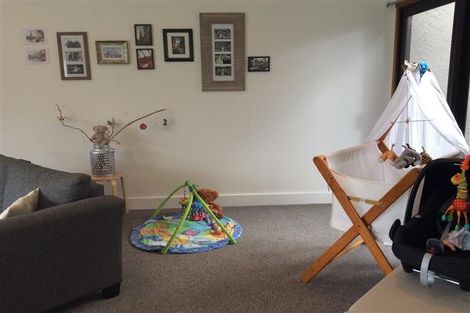 Photo of property in 252a Fernhill Road, Sunshine Bay, Queenstown, 9300