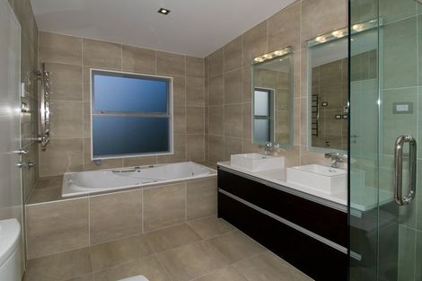 Photo of property in 126 Wheturangi Road, Greenlane, Auckland, 1051