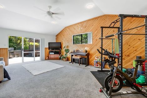 Photo of property in 28 Gilshennan Valley, Red Beach, 0932