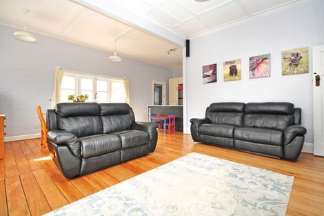 Photo of property in 23 View Road, Waiuku, 2123