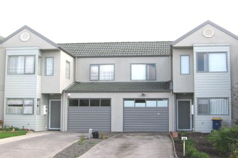 Photo of property in 25 Stephen Avenue, Henderson, Auckland, 0610
