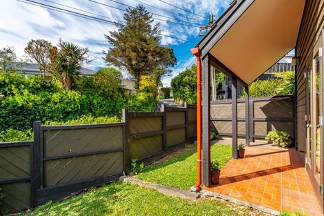 Photo of property in 1/8 Roscoe Terrace, Wadestown, Wellington, 6012