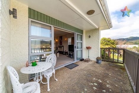 Photo of property in 18 Mimihau Grove, Wainuiomata, Lower Hutt, 5014