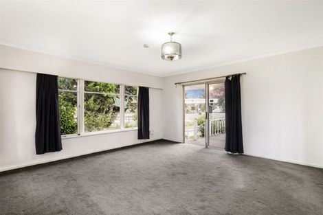 Photo of property in 2 Marne Road, Papakura, 2110
