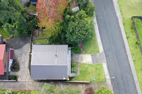 Photo of property in 1/3 Flavia Close, Torbay, Auckland, 0630
