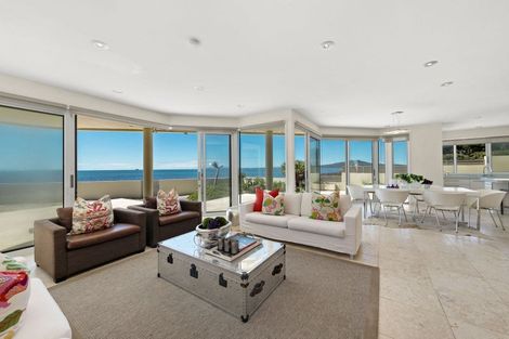 Photo of property in 26 Tiri Road, Milford, Auckland, 0620