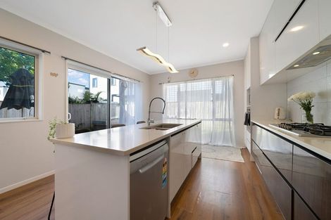 Photo of property in 7 Silvereye Road, Hobsonville, Auckland, 0616