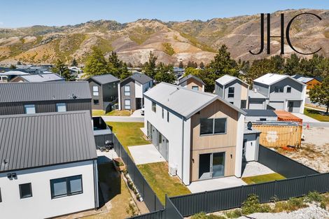 Photo of property in 30 Wallis Drive, Cromwell, 9310