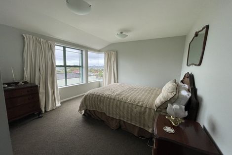 Photo of property in Mt Carmel Mews, 1/9 Arawa Road, Hataitai, Wellington, 6021