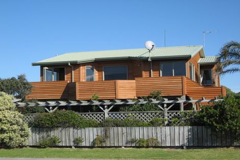 Photo of property in 82 Ocean Road, Ohope, 3121