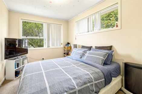 Photo of property in 71 Chilcott Road, Henderson, Auckland, 0612
