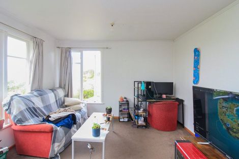 Photo of property in 28 Arapiko Street, Johnsonville, Wellington, 6037