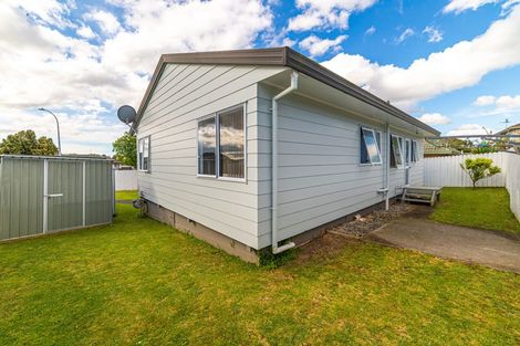Photo of property in 1/35 Kopara Place, Clendon Park, Auckland, 2103