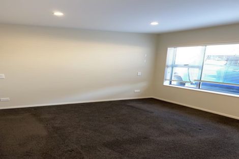 Photo of property in 1/23 Hattaway Avenue, Bucklands Beach, Auckland, 2012