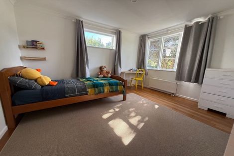 Photo of property in 41 Raroa Terrace, Tawa, Wellington, 5028
