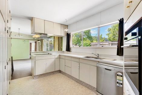 Photo of property in 19 Wyndham Road, Pinehaven, Upper Hutt, 5019