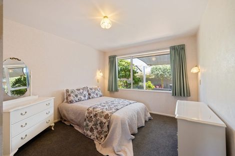 Photo of property in 10 Apollo Place, Papanui, Christchurch, 8052