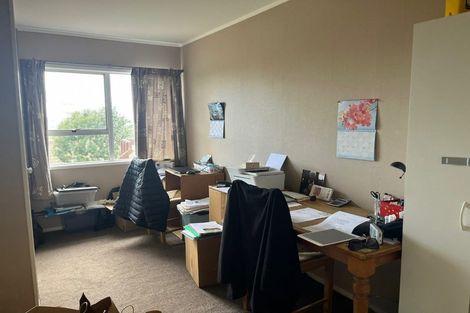 Photo of property in 2/23 Santiago Crescent, Unsworth Heights, Auckland, 0632