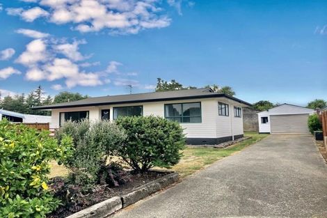 Photo of property in 12 Sacha Place, Glenview, Hamilton, 3206