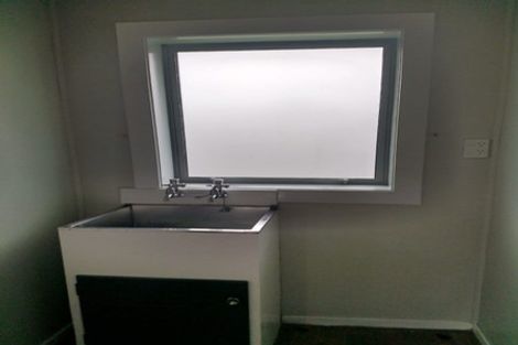 Photo of property in 1/16 Hamlin Road, Mount Wellington, Auckland, 1060