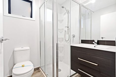 Photo of property in 125d Woodglen Road, Glen Eden, Auckland, 0602