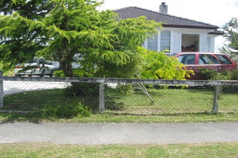 Photo of property in 10 Wilson Street, Pahiatua, 4910
