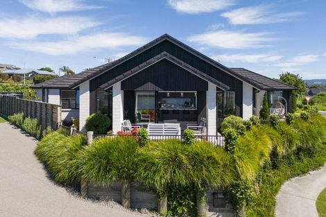 Photo of property in 2 Kingson Court, Omokoroa, 3114