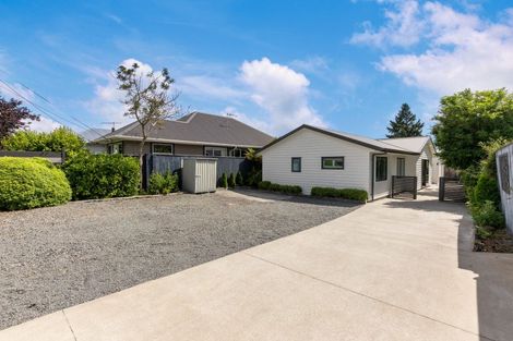 Photo of property in 11 Poplar Grove, Ebdentown, Upper Hutt, 5018