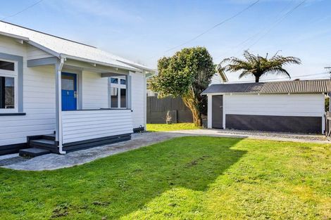 Photo of property in 10 Erin Street, Hawera, 4610