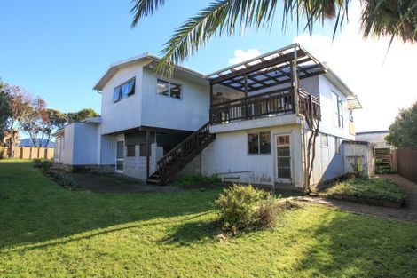 Photo of property in 3 Lorenzen Bay Road, Raglan, 3225