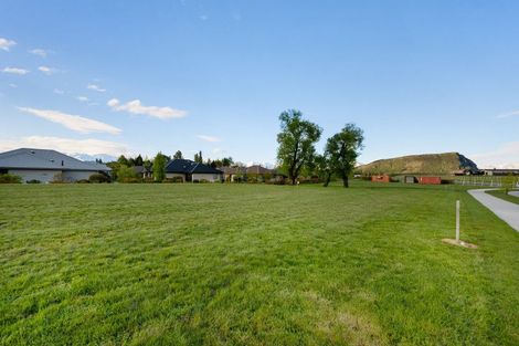 Photo of property in 31 Avalon Station Drive, Wanaka, 9305