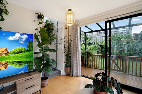 Photo of property in 43 Patrick Rice Drive, Swanson, Auckland, 0614