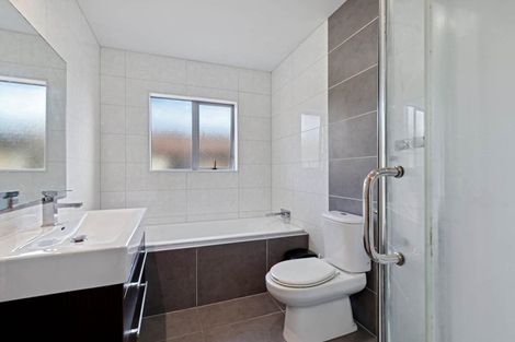 Photo of property in 9 Baker Street, Fairview Heights, Auckland, 0632