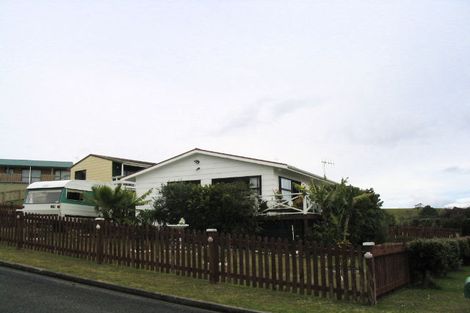 Photo of property in 5 Seascape Lane, Coopers Beach, 0420