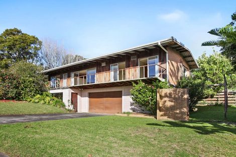 Photo of property in 12 The Boulevard, Sunnyhills, Auckland, 2010