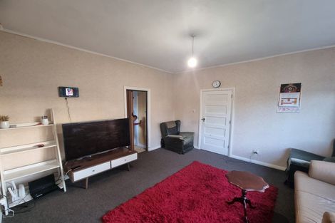 Photo of property in 15 Freyberg Street, Waterloo, Lower Hutt, 5011