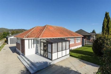 Photo of property in 1/56 Athlone Crescent, Avalon, Lower Hutt, 5011