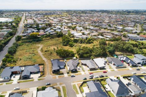 Photo of property in 3a Freedom Drive, Kelvin Grove, Palmerston North, 4414