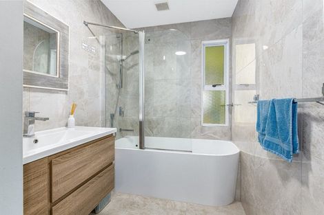 Photo of property in 14 Longitude Place, Whitby, Porirua, 5024