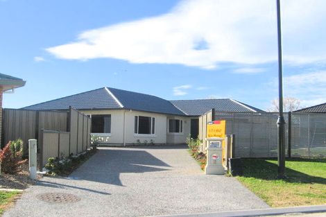 Photo of property in 11 Blythfield Place, Taradale, Napier, 4112