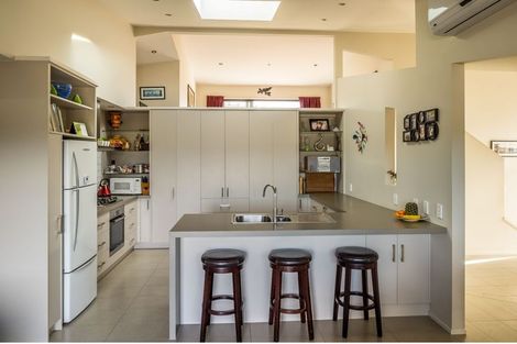 Photo of property in 44 Mo Street, Camborne, Porirua, 5026