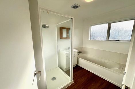 Photo of property in 36 Challen Close, Conifer Grove, Takanini, 2112