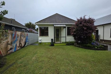 Photo of property in 19 Exeter Street, Brooklands, New Plymouth, 4310