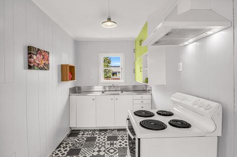 Photo of property in 31 Matai Street, Castlecliff, Whanganui, 4501