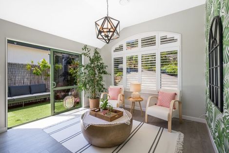 Photo of property in 56 Kakariki Grove, Waikanae, 5036